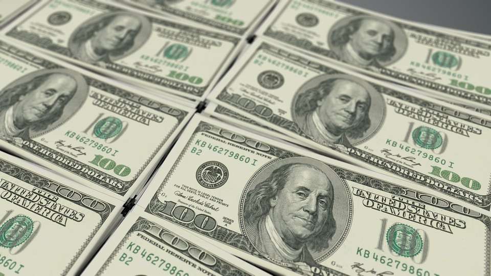  US dollar lingered close to its lowest level in 9 months